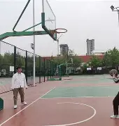 一场震撼的篮球比赛令人瞠目结舌英语